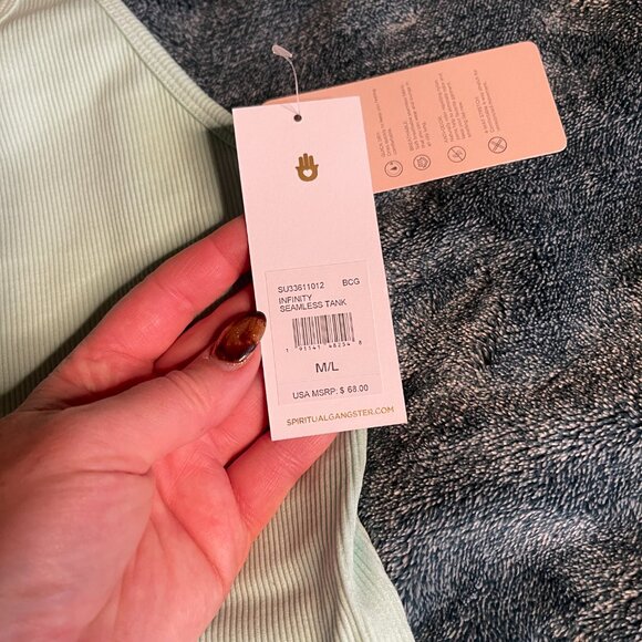 NWT Spiritual Gangster Infinity Seamless Tank Beach Glass Size M/L - Picture 3 of 6